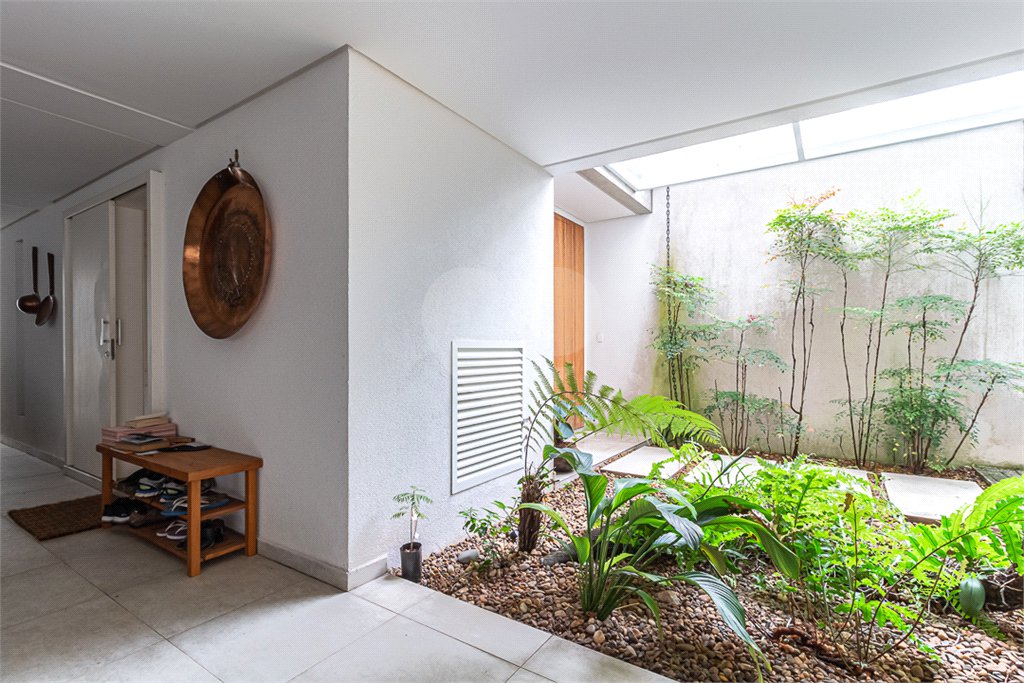 Casa à venda com 3 suítes no condomínio D'avilla, São Paulo - SP