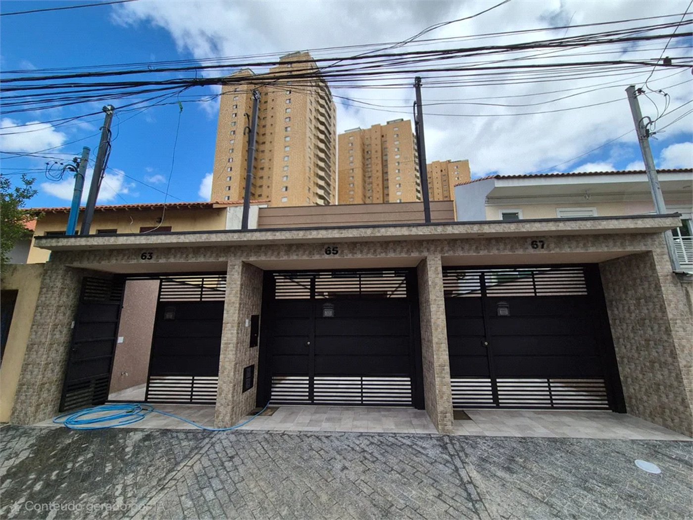 Sobrado à venda com 2 suítes em Vila Polopoli, São Paulo, SP