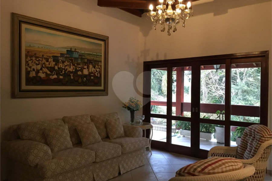 Chácara à venda com 4 quartos, sendo 2 suítes, em Tremembé, São Paulo, SP