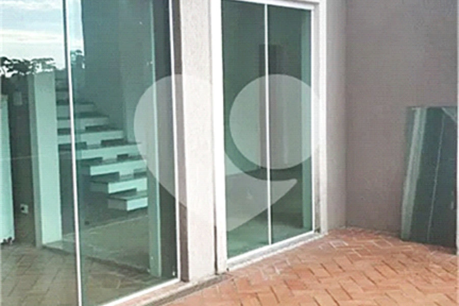 Casa à venda com 3 suítes no condomínio Sausalito, Mairiporã - SP