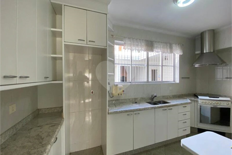Casa Térrea à venda com 4 quartos, sendo 2 suítes, em Jardim Floresta, São Paulo, SP