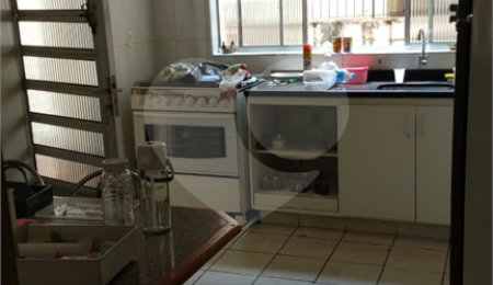 Sobrado à venda com 2 quartos em Tremembé, São Paulo, SP