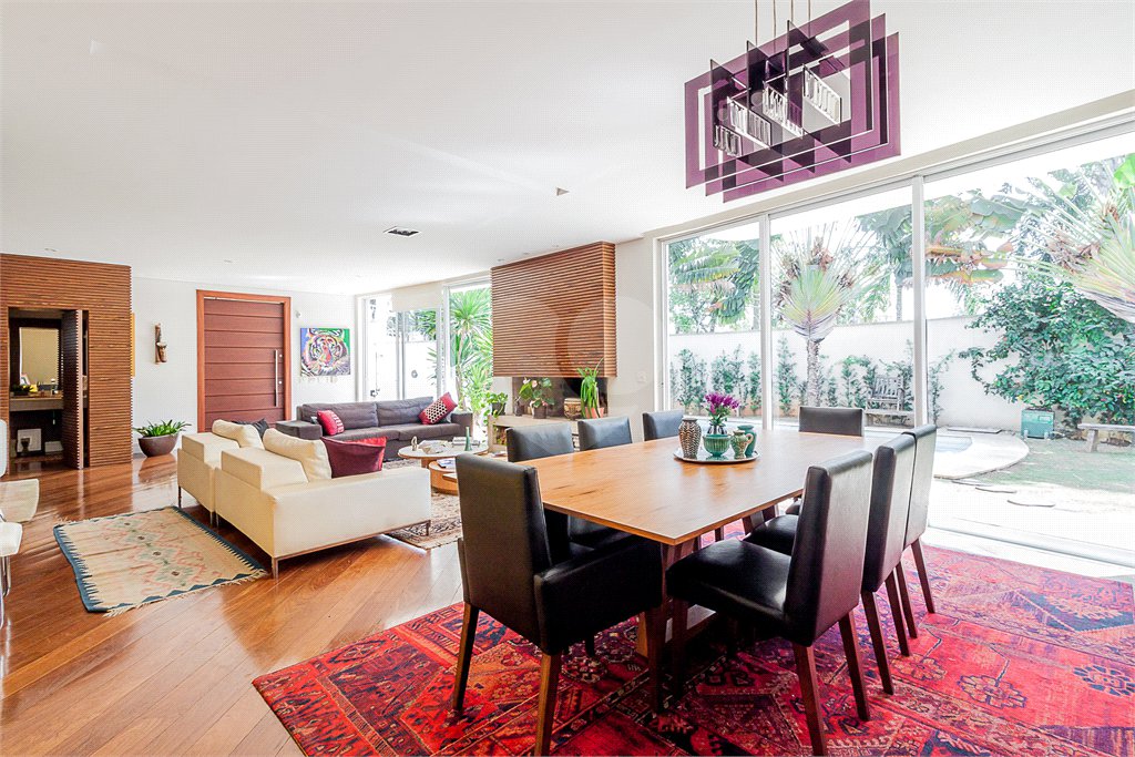 Casa à venda com 4 suítes em Alto da Lapa, São Paulo, SP