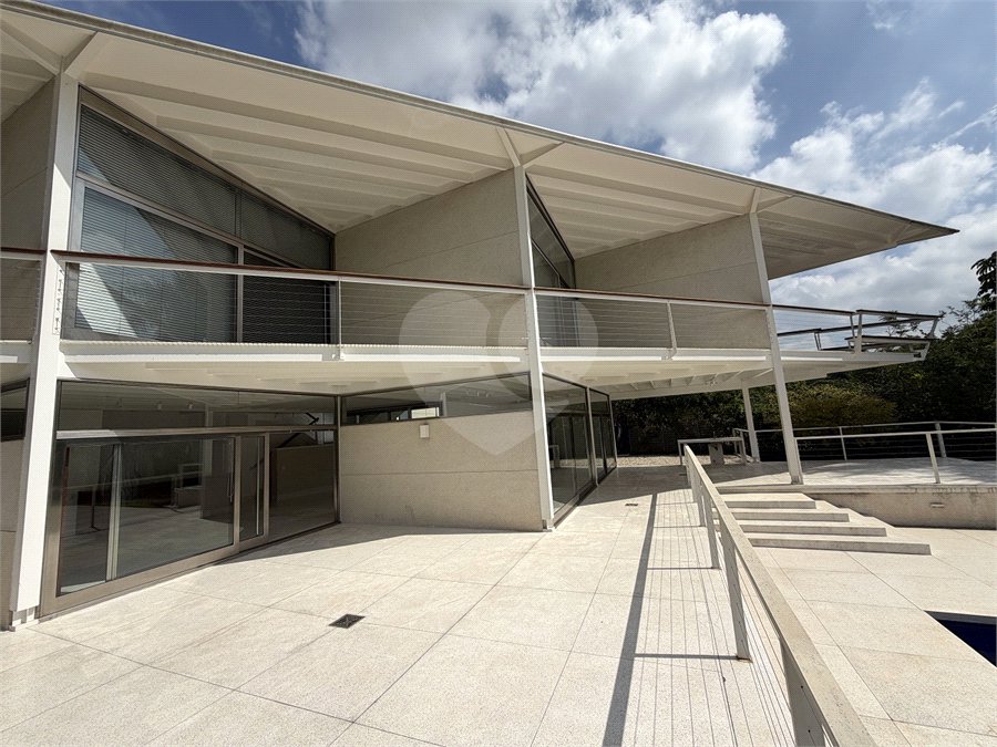 Casa à venda com 4 suítes em Residencial Tamboré, Barueri, SP