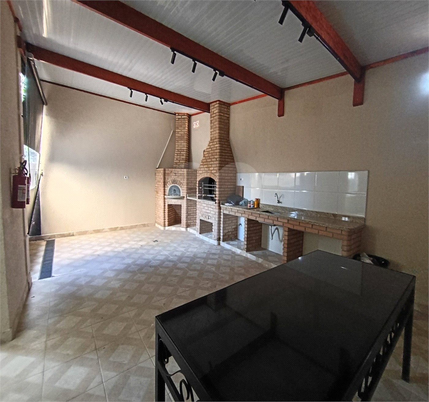 Apartamento à venda com 2 quartos em Chora Menino, São Paulo, SP