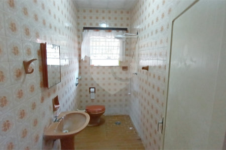 Casa à venda com 3 quartos, sendo 1 suíte,  no Centro, Vinhedo, SP