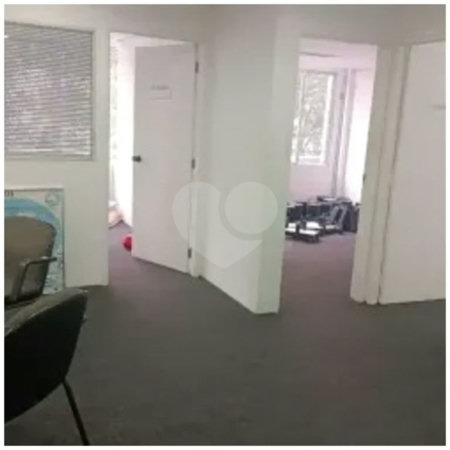 Conjunto comercial, 420 m², para venda ou locação na República