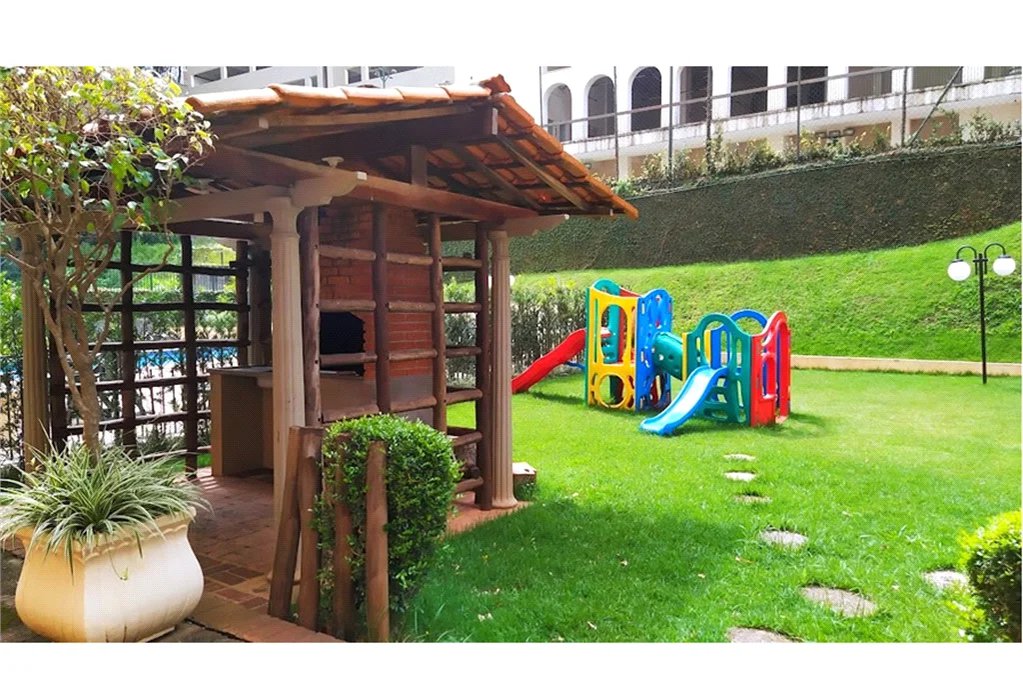 Apartamento à venda com 3 quartos, sendo 1 suíte,  em Vila Suzana, São Paulo, SP