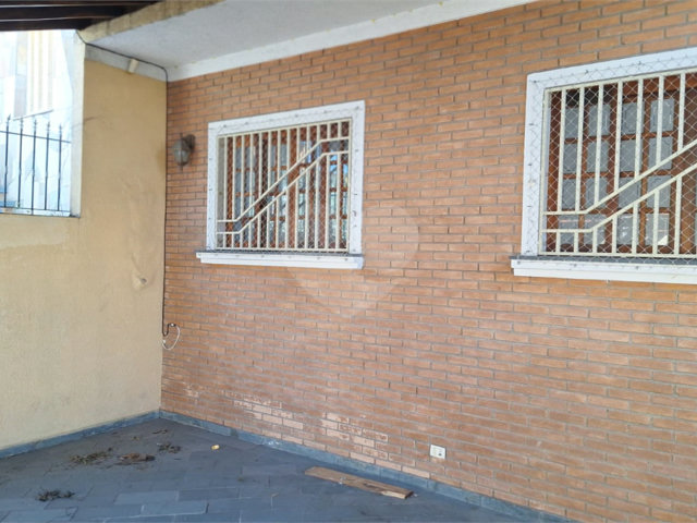 Sobrado para alugar com 4 quartos, sendo 3 suítes,  em Vila Nivi, São Paulo, SP