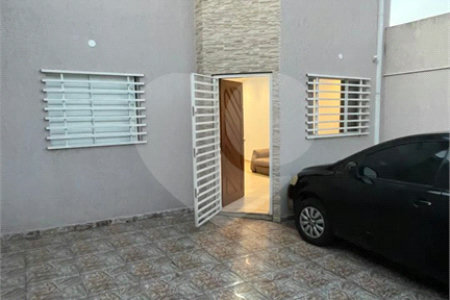 Sobrado à venda com 4 quartos, sendo 2 suítes,  em Mogi Moderno, Mogi das Cruzes, SP