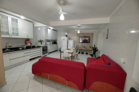 Sobrado à venda com 3 quartos, sendo 1 suíte, em Jardim Pinheiros, São Paulo, SP