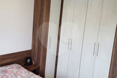 Apartamento à venda com 2 quartos, sendo 1 suíte,  em Parque Santana, Mogi das Cruzes, SP