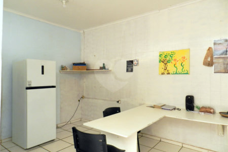 Casa à venda com 3 quartos, sendo 1 suíte,  em Jardim Sumaré, Ribeirão Preto, SP