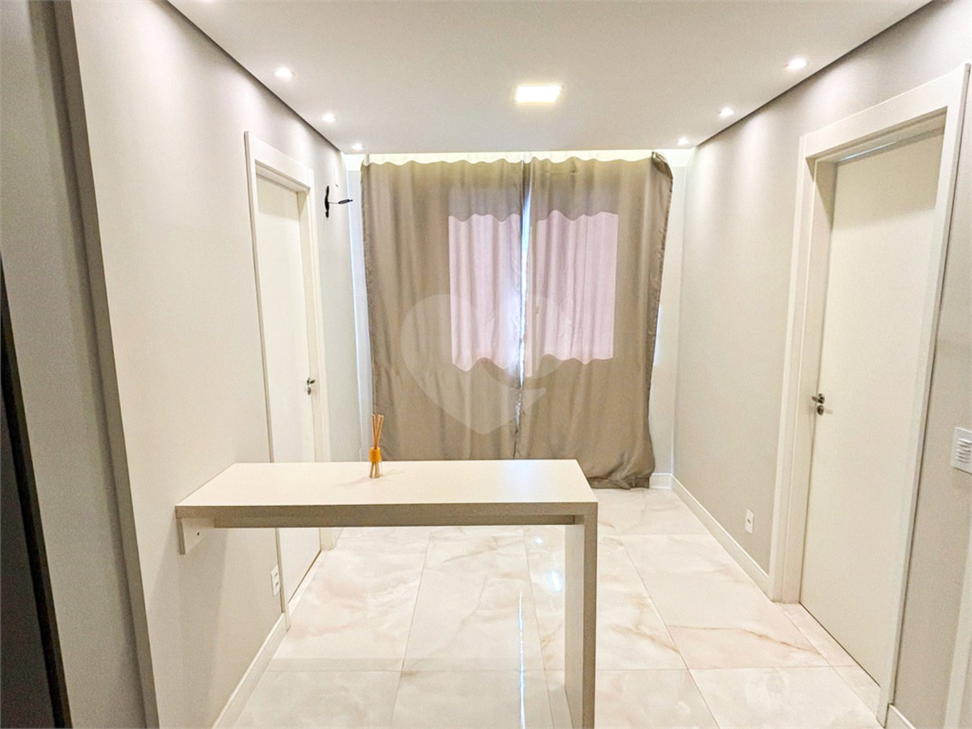 Apartamento à venda com 2 quartos em Santo Amaro, São Paulo, SP