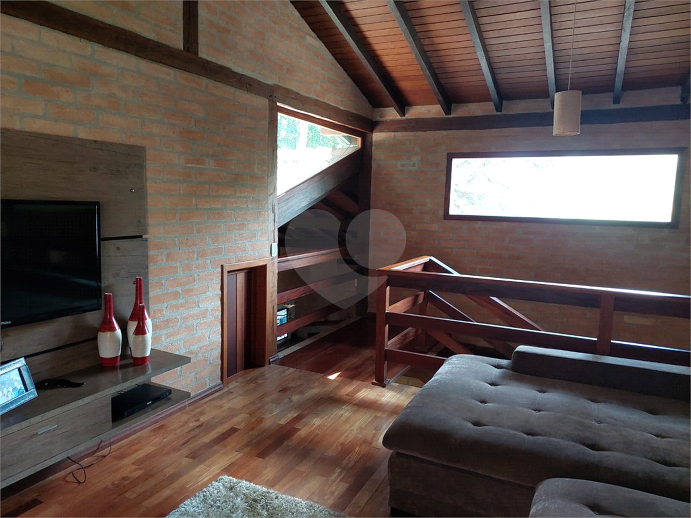 Casa à venda com 3 suítes em Roseira, Mairiporã, SP