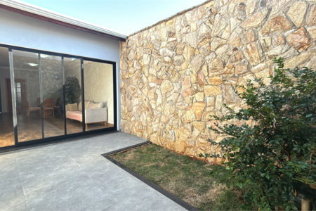 Casa Térrea à venda com 3 quartos, sendo 1 suíte,  em Jardim Esplanada II, Indaiatuba, SP