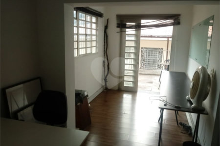 Casa à venda com 4 quartos em Jardim Paineiras, São Paulo, SP