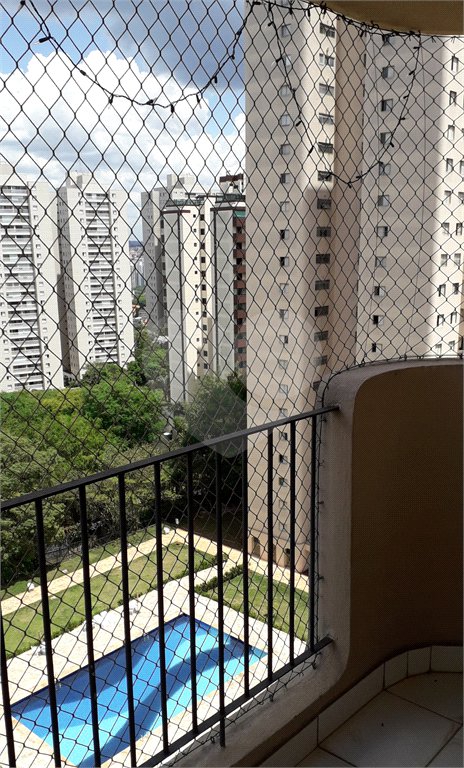Apartamento à venda com 3 quartos em Vila Suzana, São Paulo, SP