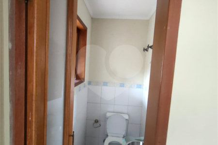 Sobrado à venda com 3 quartos, sendo 1 suíte, em Parque Vitória, São Paulo, SP