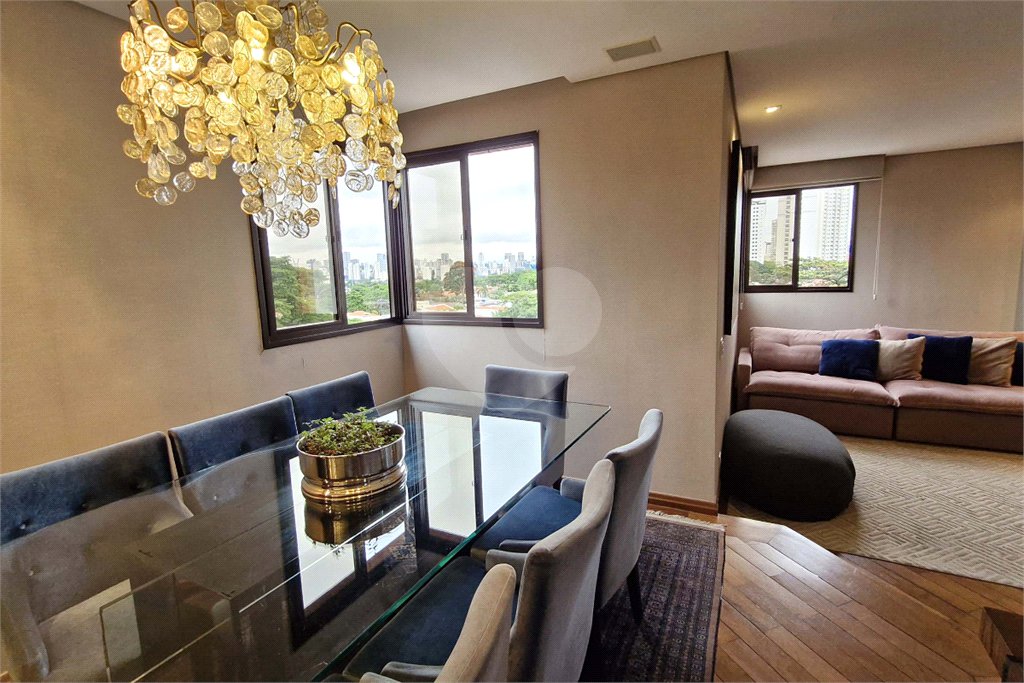 Apartamento à venda com 4 suítes em Moema, São Paulo, SP