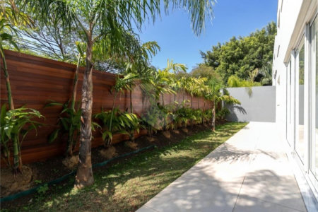 Casa à venda com 4 suítes no condomínio Porto Fino, São Paulo - SP
