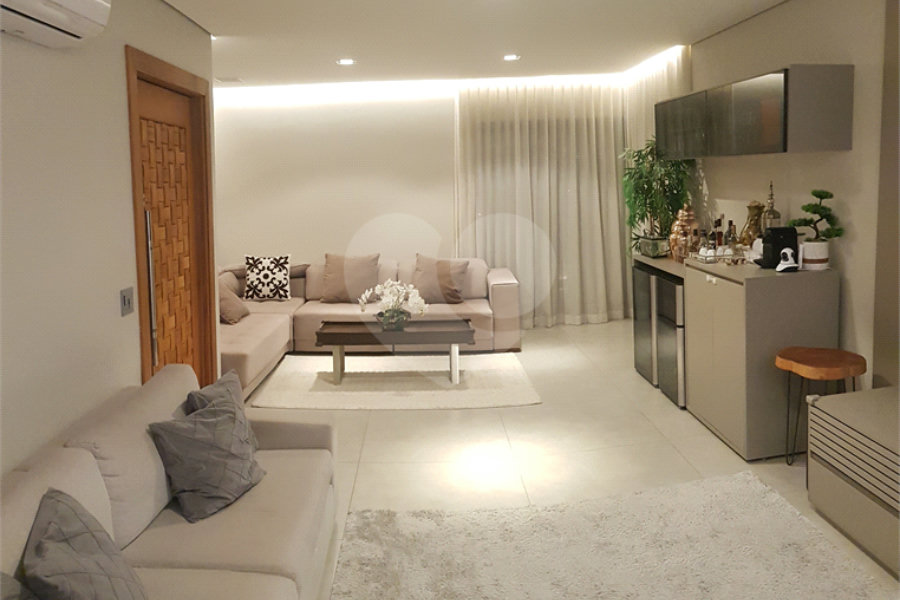 Apartamento à venda com 3 quartos, sendo 1 suíte, em Tucuruvi, São Paulo, SP