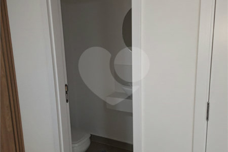 Apartamento à venda com 3 suítes em Vila Anastácio, São Paulo, SP