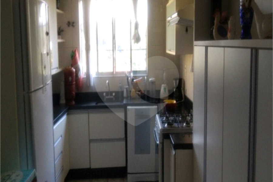 Sobrado à venda com 3 quartos em Horto, São Paulo, SP