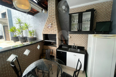 Casa à venda com 6 quartos, sendo 3 suítes, no Centro, Itapetininga, SP