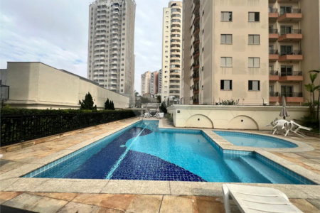 Apartamento à venda com 3 quartos, sendo 1 suíte,  em Vila Guarani (z Sul), São Paulo, SP