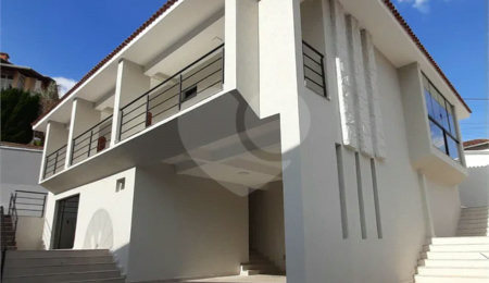 Casa à venda ou para alugar com 3 quartos, sendo 1 suíte,  em Jardim dos Estados, Poços de Caldas, MG