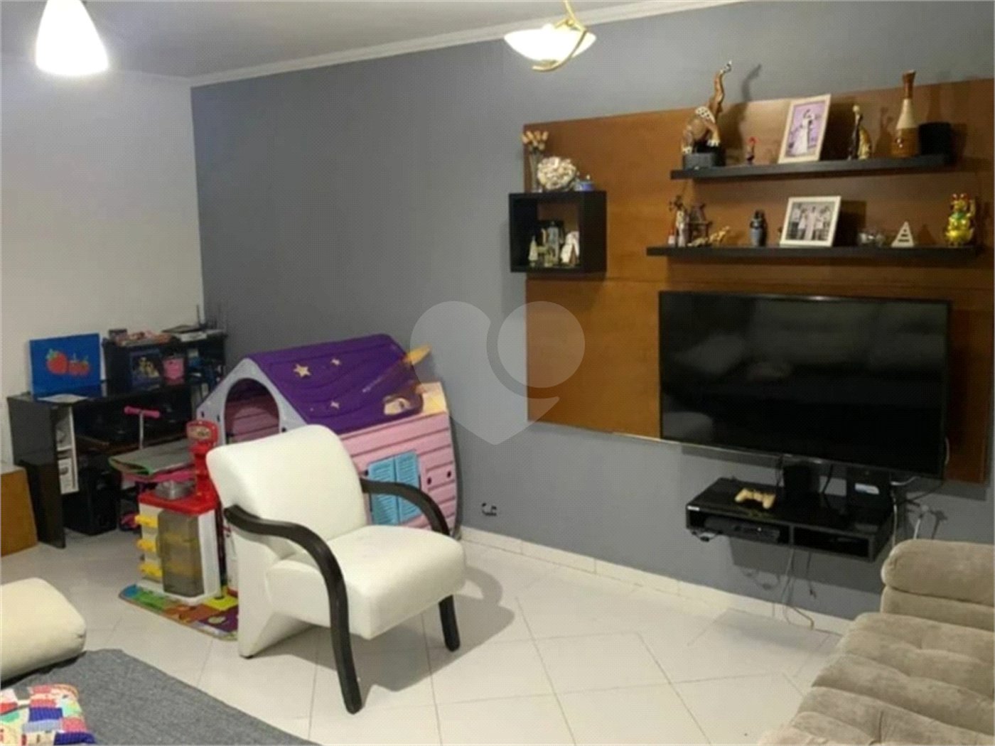 Apartamento à venda com 3 quartos, sendo 1 suíte,  em Vila São João, Sorocaba, SP