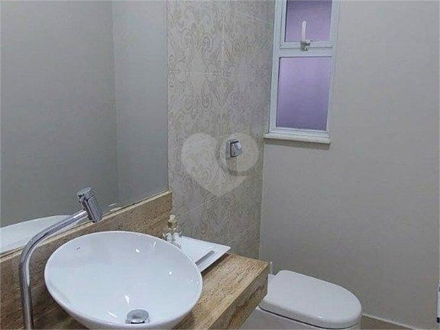 Casa à venda ou para alugar com 3 suítes no condomínio Mont Blanc, Sorocaba - SP