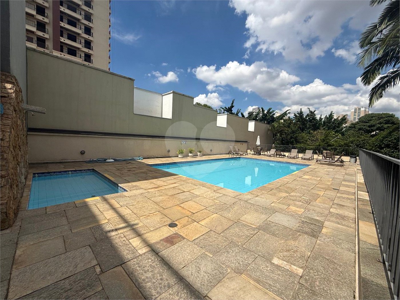 Apartamento à venda com 3 quartos, sendo 1 suíte, em Vila Paulicéia, São Paulo, SP