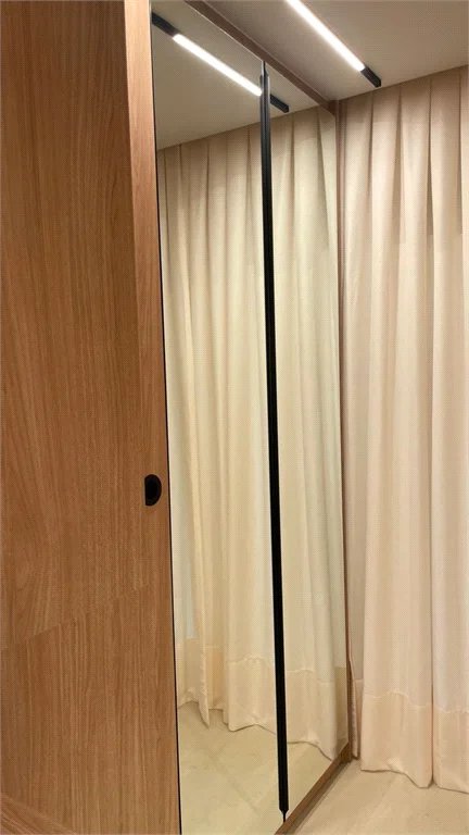 Apartamento à venda ou para alugar com 2 suítes em Pinheiros, São Paulo, SP