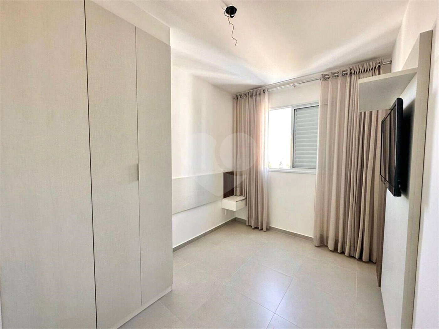 Apartamento à venda com 2 suítes em Parque Campolim, Sorocaba, SP