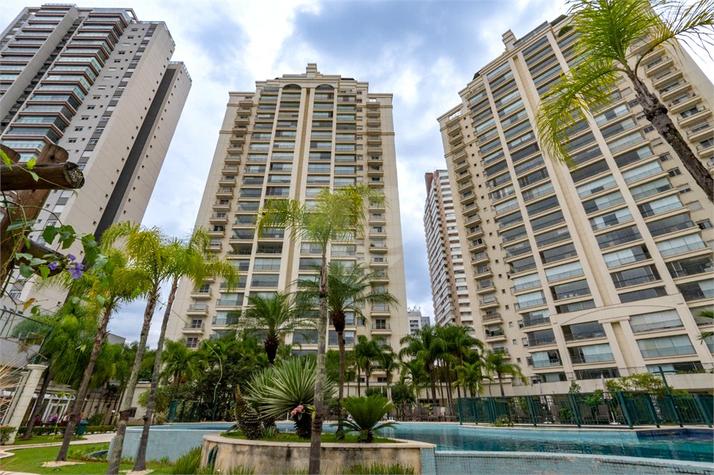 Apartamento à venda com 3 suítes em Brooklin, São Paulo, SP