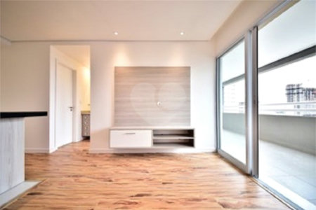 Apartamento à venda com 1 suíte em Parque Industrial Tomas Edson, São Paulo, SP
