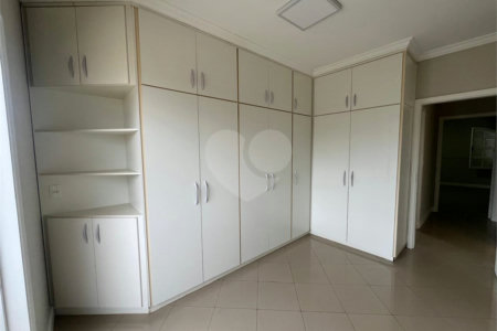 Casa à venda com 2 quartos em Jardim Itália, Itapetininga, SP