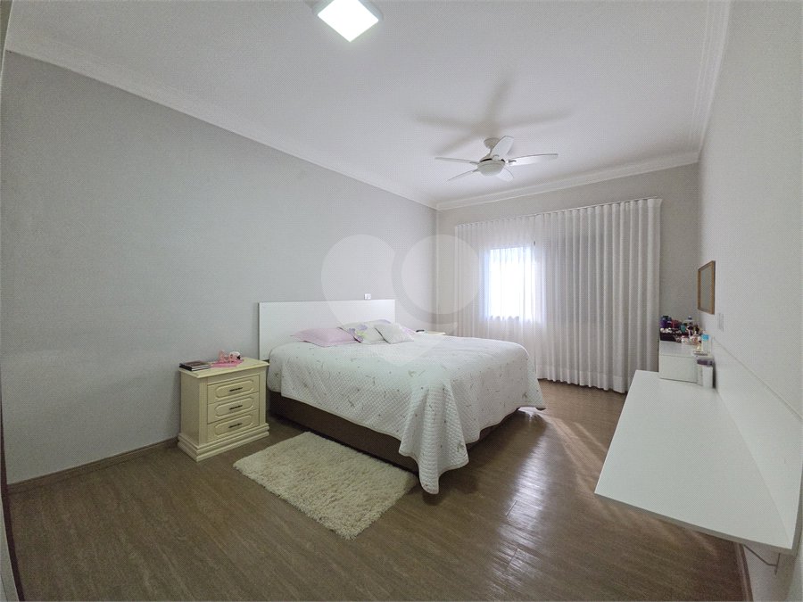Casa à venda com 3 suítes no condomínio Village Ipanema I, Araçoiaba da Serra - SP
