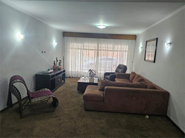 Casa à venda com 3 quartos, sendo 1 suíte,  em Jabaquara, São Paulo, SP