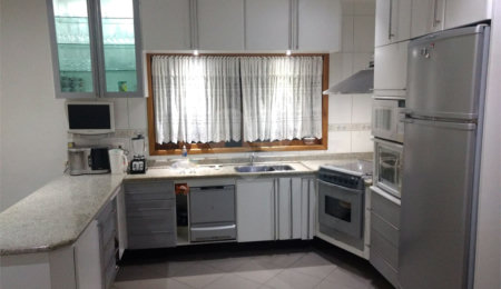 Casa à venda com 3 suítes no condomínio Alpes da Cantareira, Mairiporã - SP