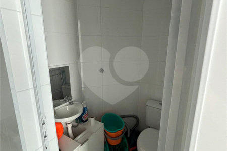 Apartamento à venda com 3 quartos, sendo 1 suíte, em Canto do Forte, Praia Grande, SP
