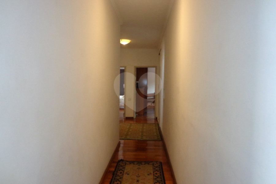 Sobrado à venda com 4 quartos, sendo 2 suítes, em Jardim São Bento, São Paulo, SP