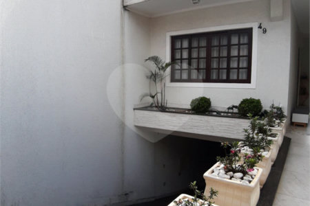 Sobrado à venda com 3 quartos em Parque Casa de Pedra, São Paulo, SP