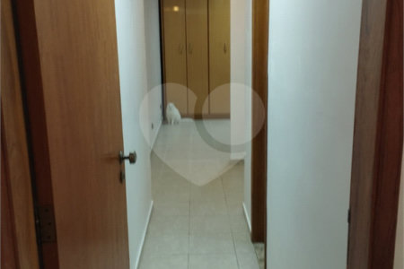 Casa à venda com 2 quartos em Jardim das Pedras, São Paulo, SP
