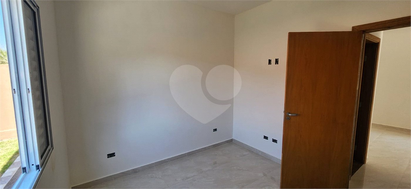 Casa para alugar com 2 suítes no condomínio Vilagio, Atibaia - SP
