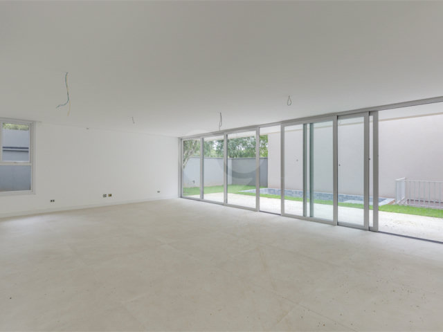 Casa à venda com 4 suítes no condomínio Garda, São Paulo - SP