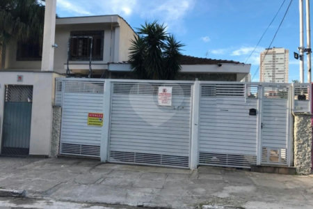Sobrado à venda com 5 quartos, sendo 1 suíte, em Santa Teresinha, São Paulo, SP