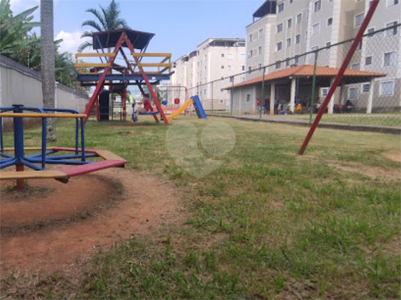Apartamento à venda com 2 quartos, sendo 1 suíte, em Jardim São Luís, Suzano, SP